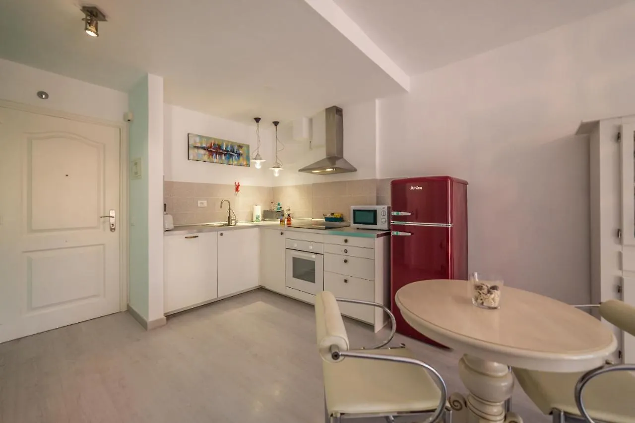 Larimar En Balcon Del Mar Apartment Arona